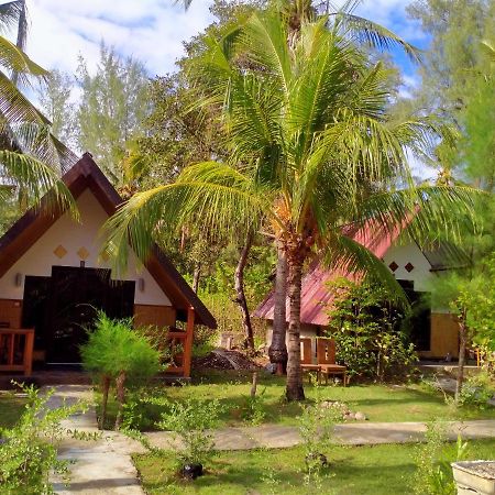 Dea Gili Cottages 吉利美诺 外观 照片